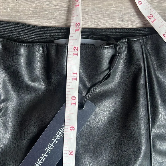 NEW Maniere De Voir  VEGAN LEATHER & PATENT RIBBED LEGGINGS - Picture 10 of 15